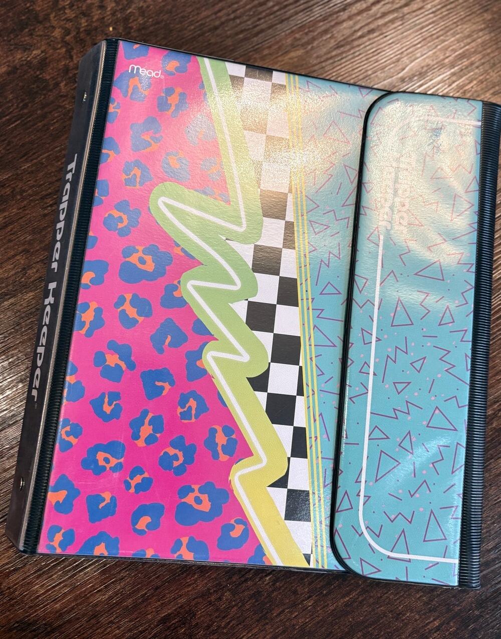 Mead Trapper Keeper Retro Neon Cheetah Checkerboard 3 Ring Binder with 2 Folders